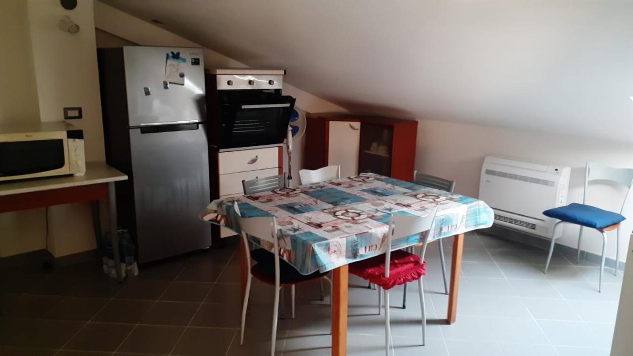 Appartamento Per Vacanze E Brevi Periodi Iun Q2474 Oristano Zewnętrze zdjęcie